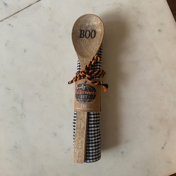 NWT kitchen gift set wood spoon Boo and black and white check dishcloth - Picture 1 of 4